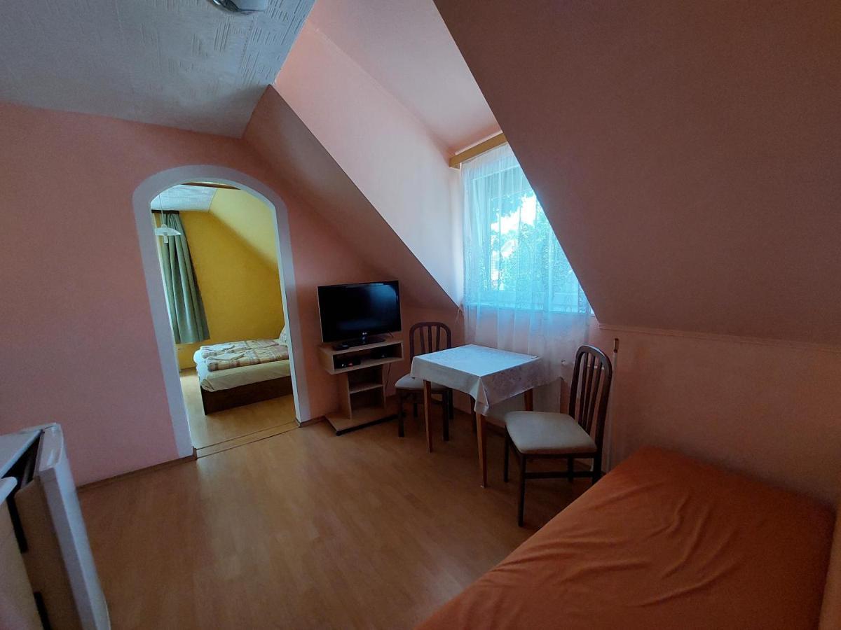 Petra Vendeghaz Daire Bük Dış mekan fotoğraf