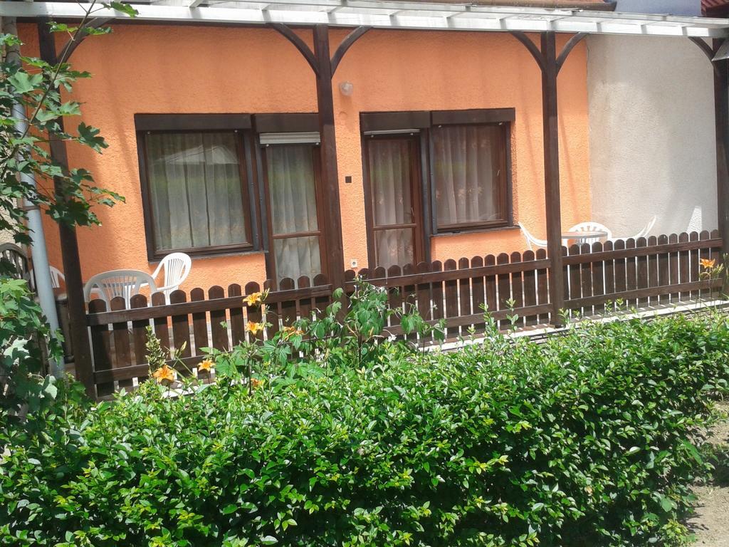 Petra Vendeghaz Daire Bük Oda fotoğraf