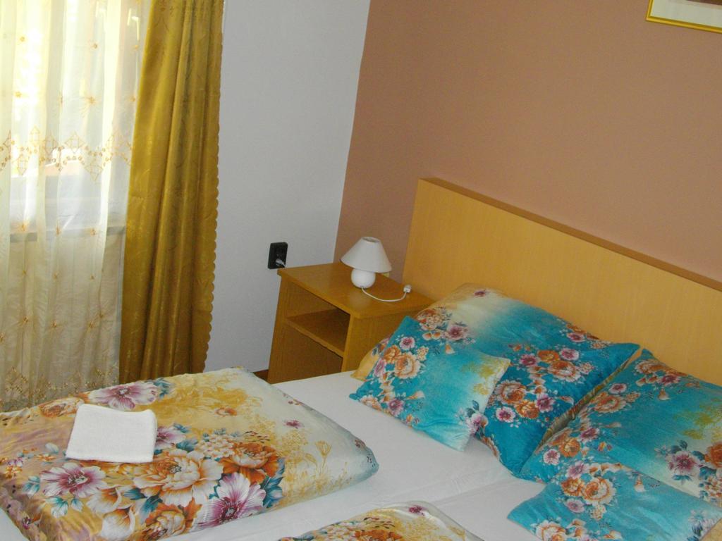 Petra Vendeghaz Daire Bük Dış mekan fotoğraf